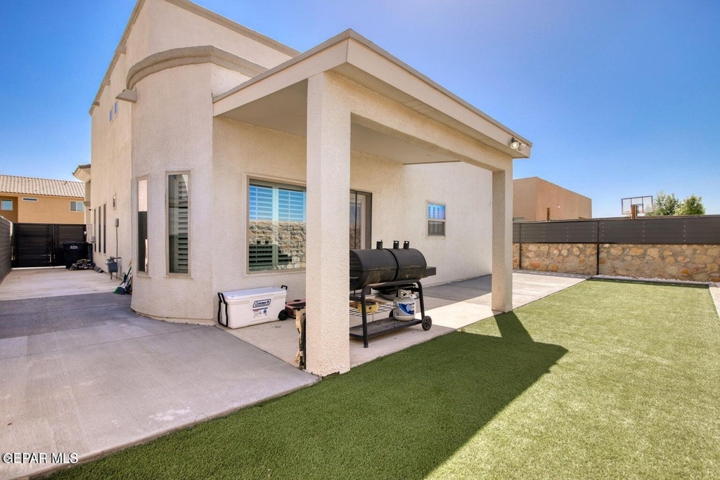 13665 Holbeck Street - Photo 29