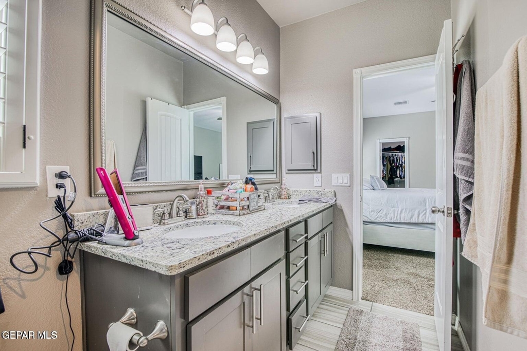 13665 Holbeck Street - Photo 21