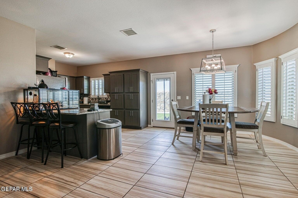 13665 Holbeck Street - Photo 5