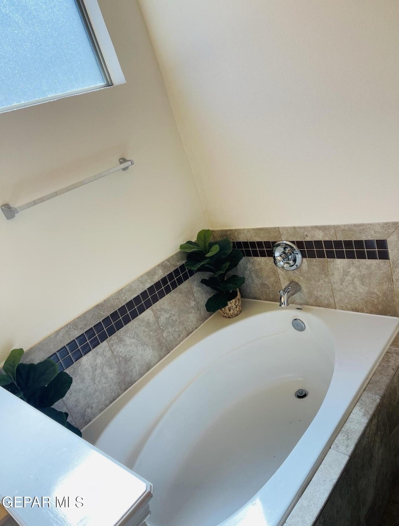 12605 Azulejos Street - Photo 10