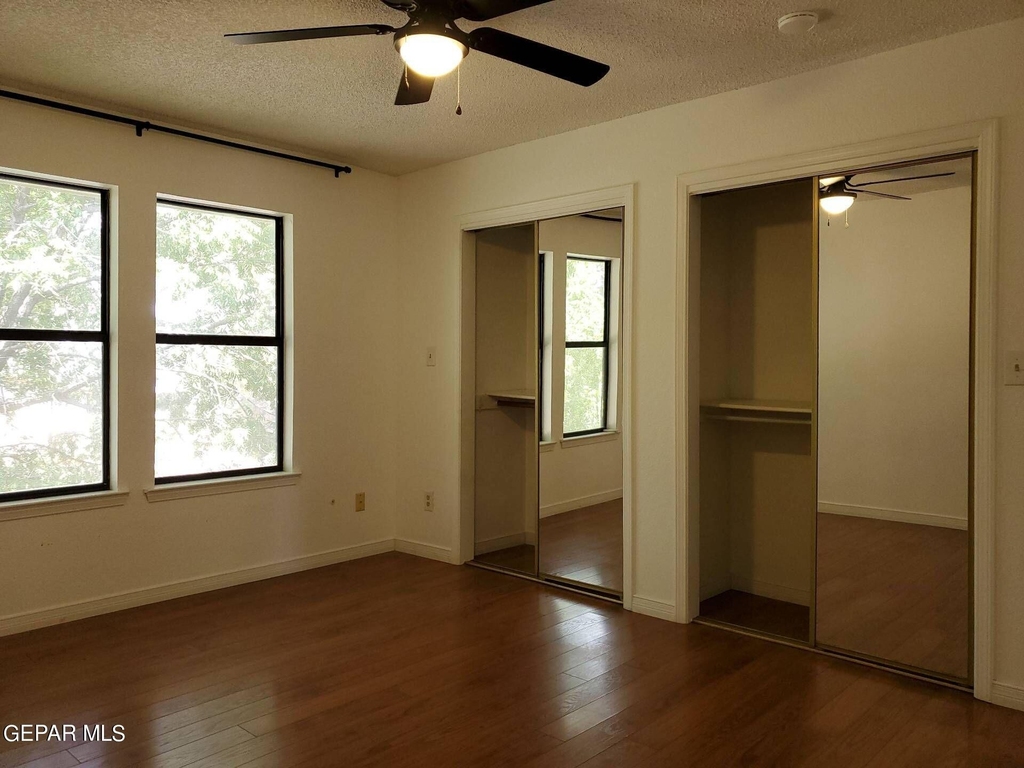 2005 Bob Gilder Place - Photo 32