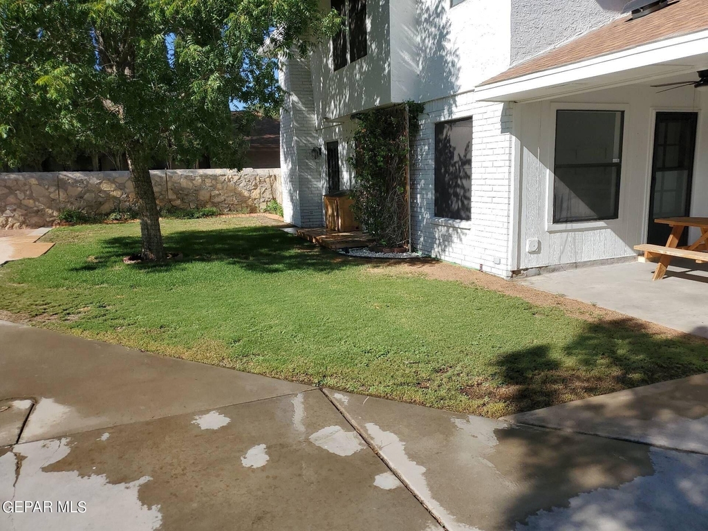 2005 Bob Gilder Place - Photo 28