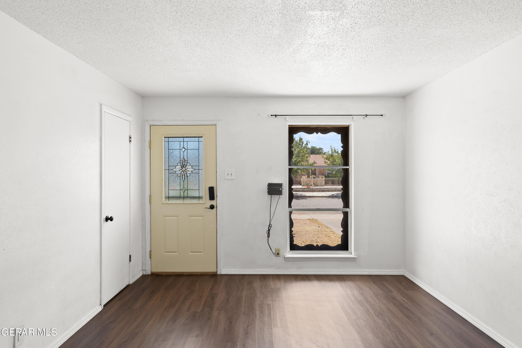 5409 Edmonton Avenue - Photo 7