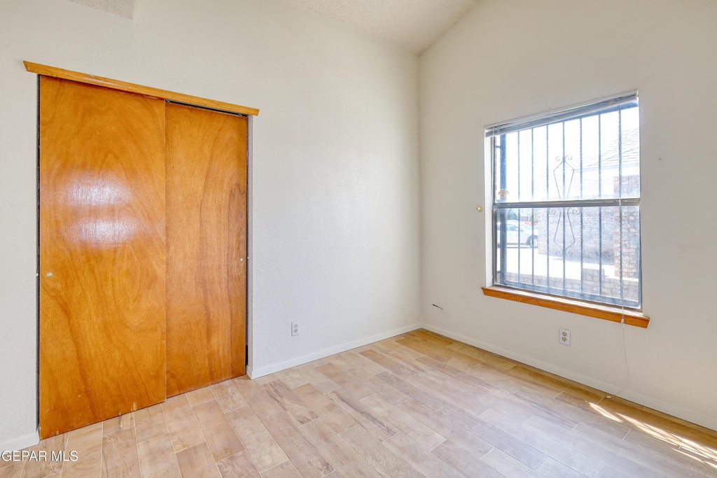10941 Whitey Ford Street - Photo 17