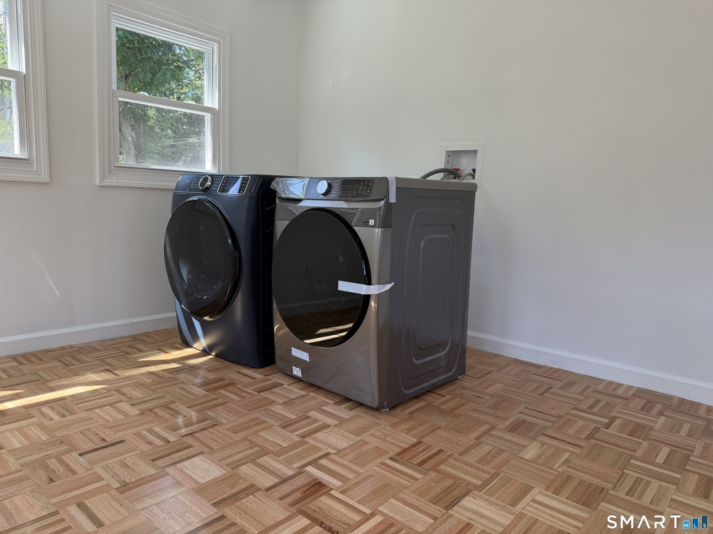 762 Woodin Street - Photo 7