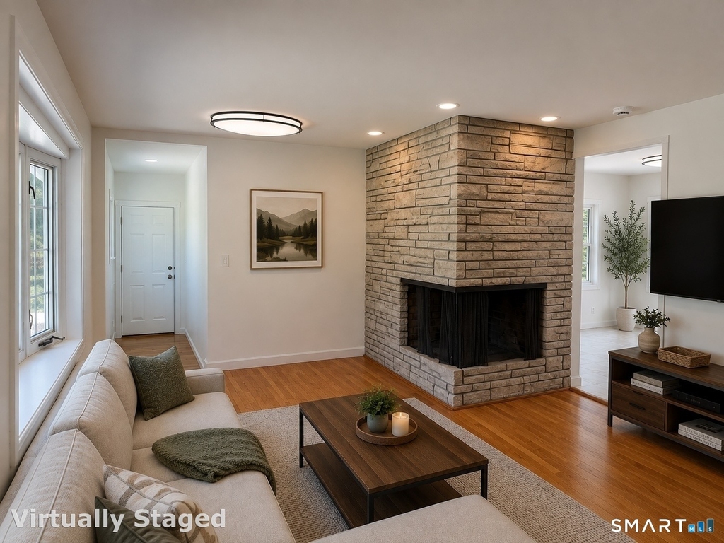 762 Woodin Street - Photo 1