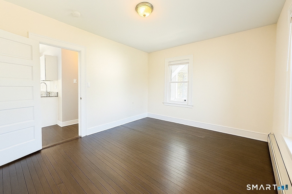 24 Miller Street - Photo 4