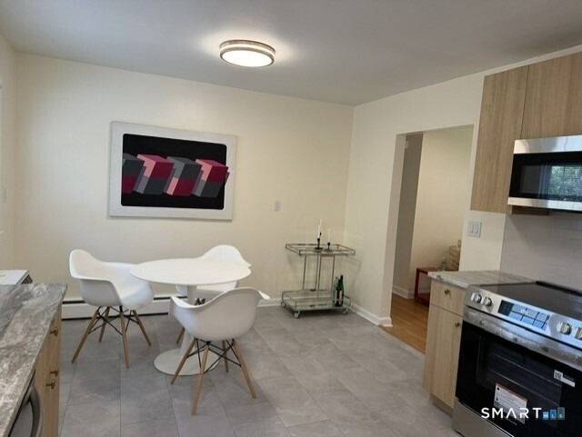 949 Hopmeadow Street - Photo 5