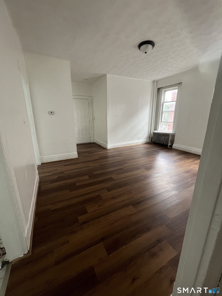 121 Babcock Street - Photo 2