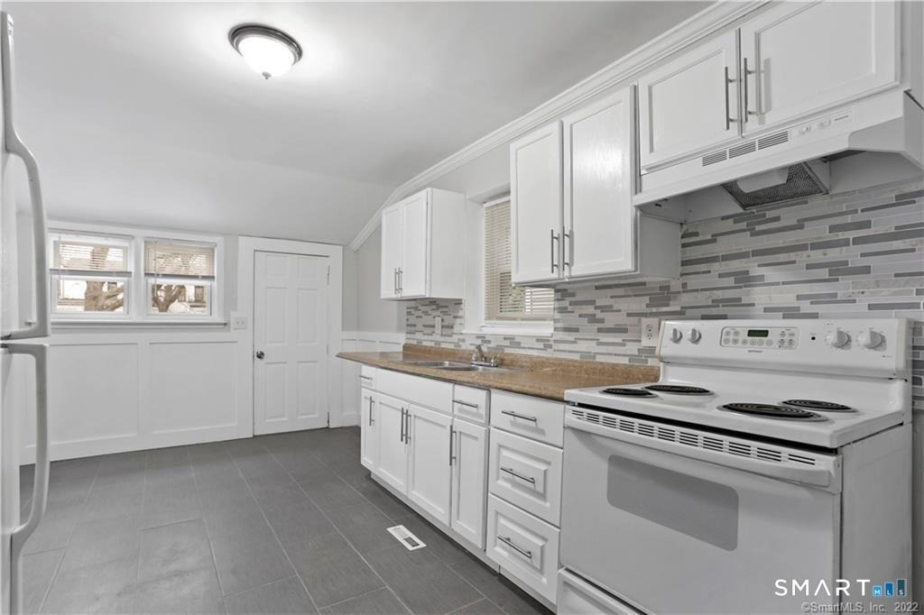 393 Huntington Street - Photo 8