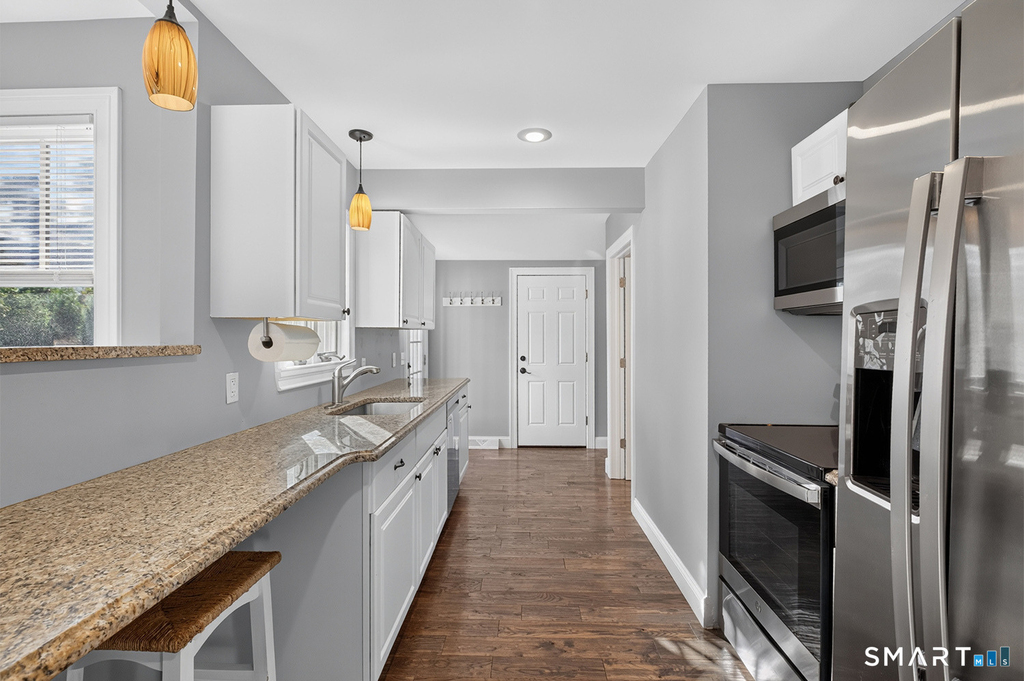 135 York Street - Photo 6