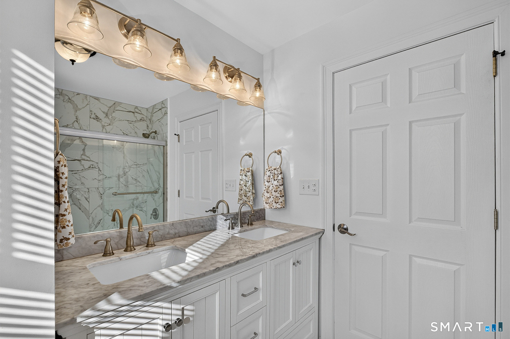 135 York Street - Photo 16
