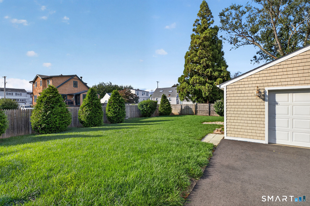 135 York Street - Photo 23