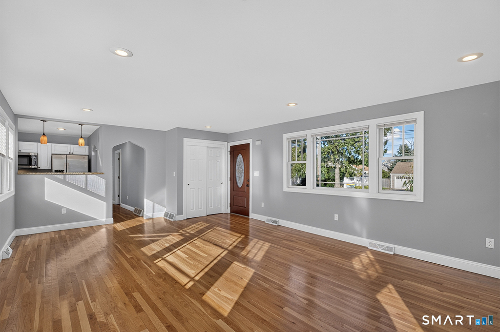 135 York Street - Photo 4