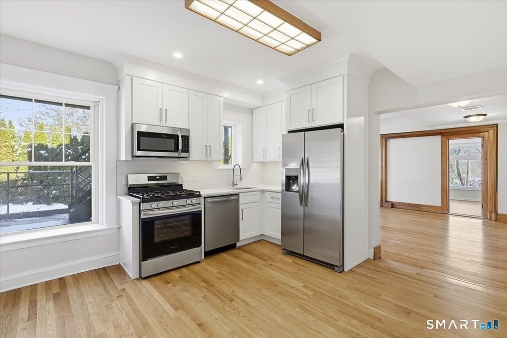 2750 Whitney Avenue - Photo 4
