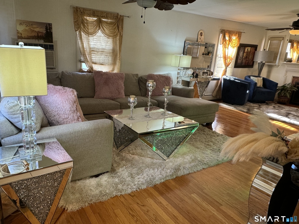 425 Huntington Road - Photo 1