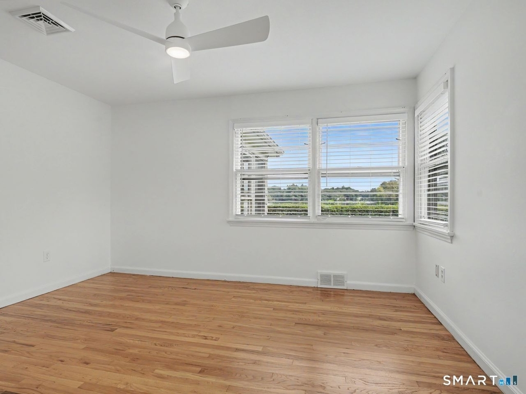 100 Lakeshore Terrace - Photo 31