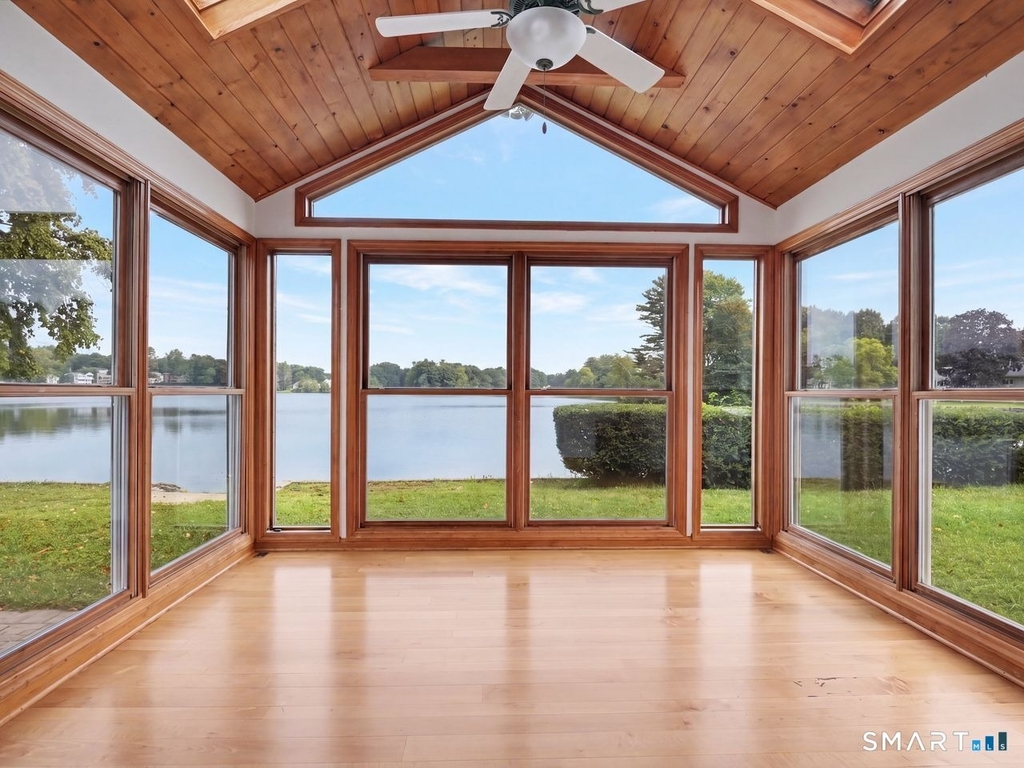 100 Lakeshore Terrace - Photo 15