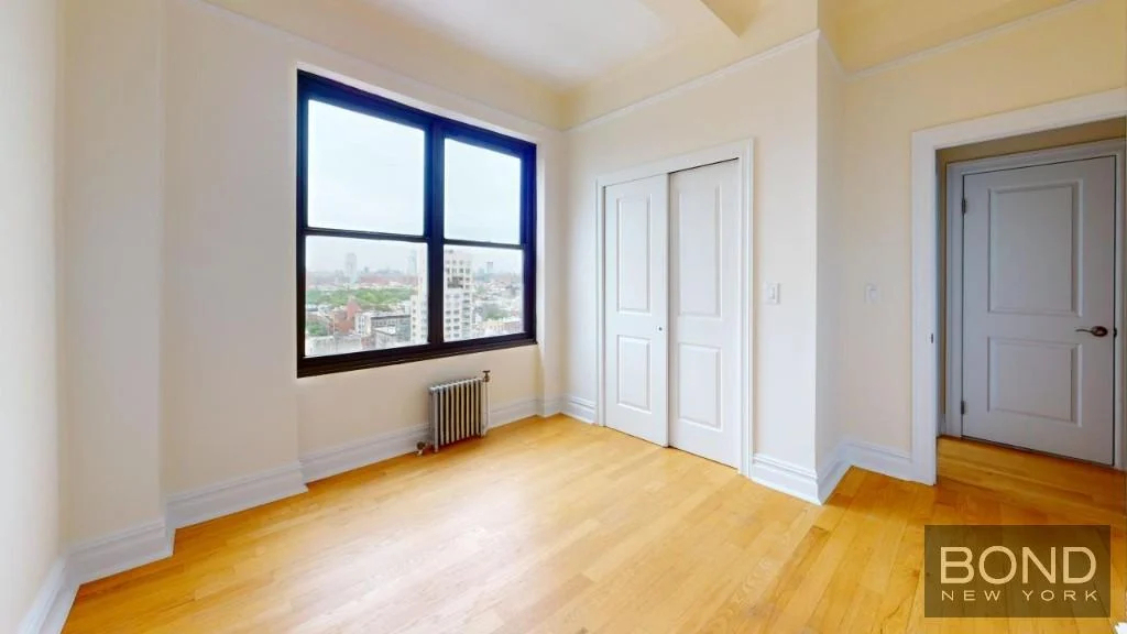 166 2nd Avenue - Photo 2