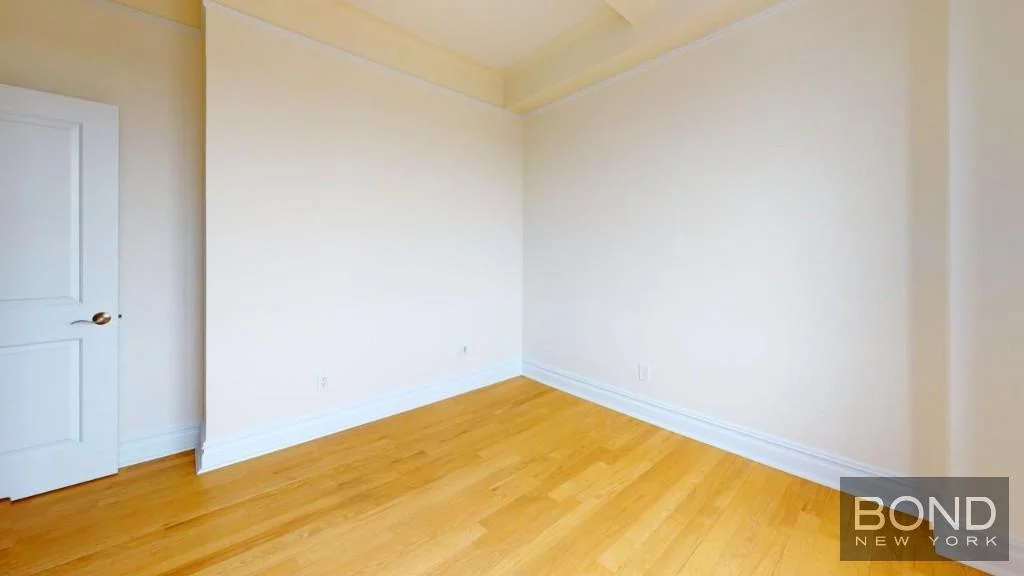 166 2nd Avenue - Photo 3