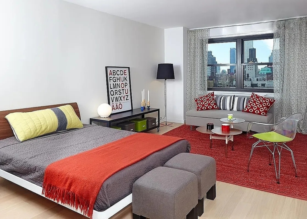 East 39th Street - Photo 5