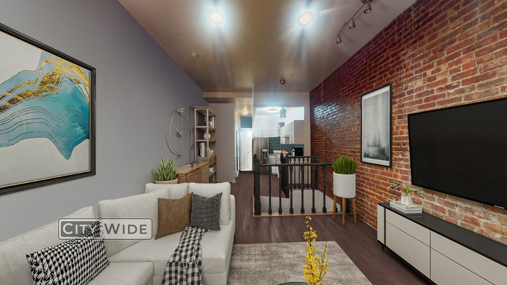 318 East 93rd Street - Photo 4