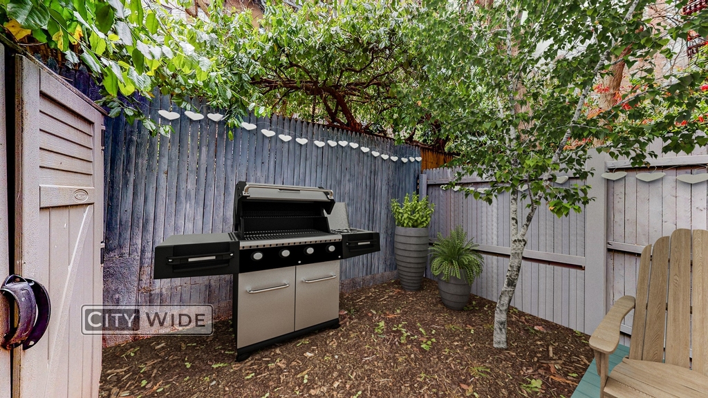 318 East 93rd Street - Photo 0