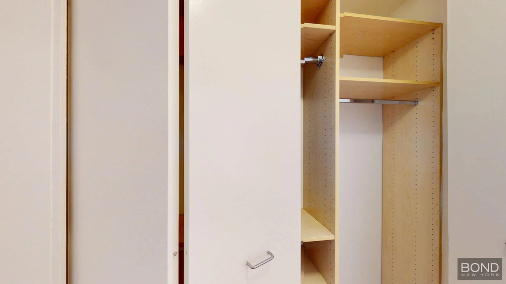 333 East 49th Street - Photo 1
