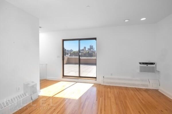 6th Ave. - Photo 2