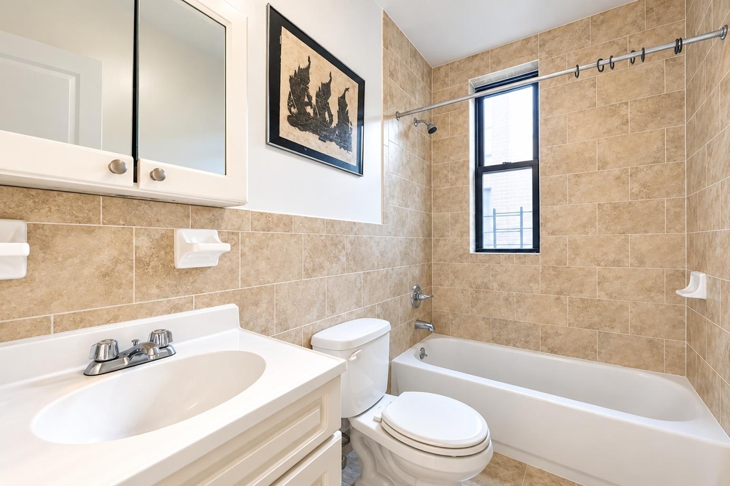 850 West 176th Street - Photo 9