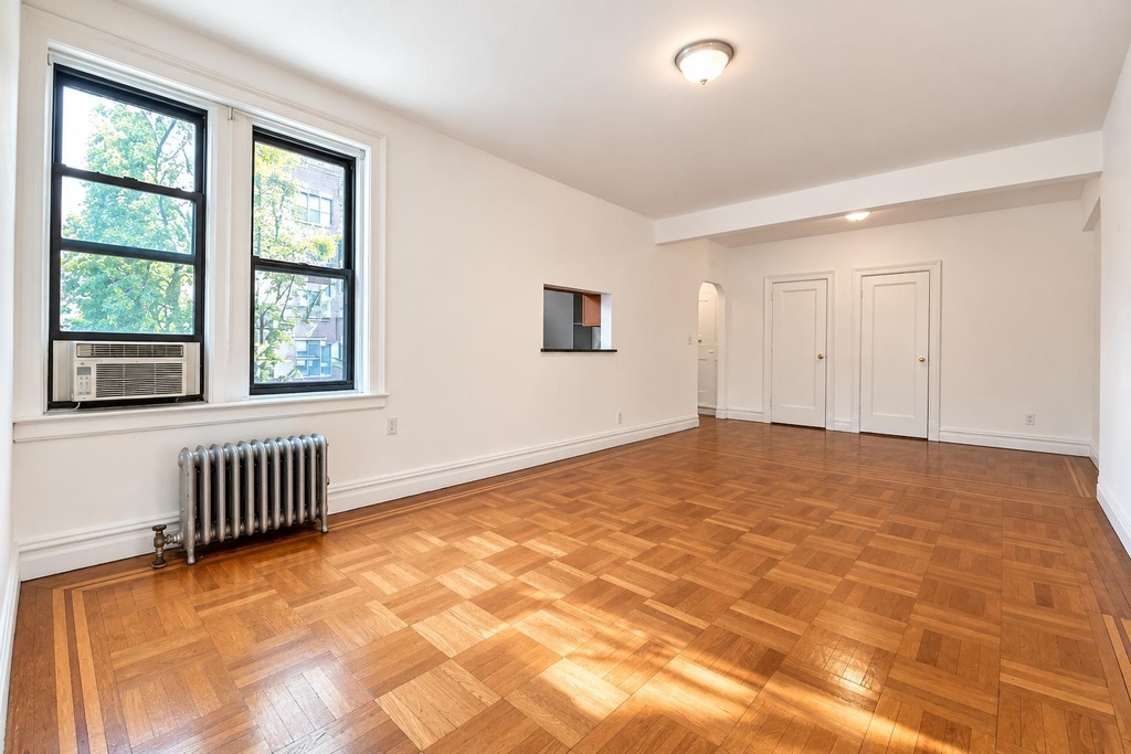 850 West 176th Street - Photo 2