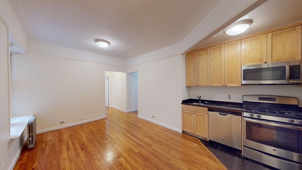 117 West 13th Street - Photo 1