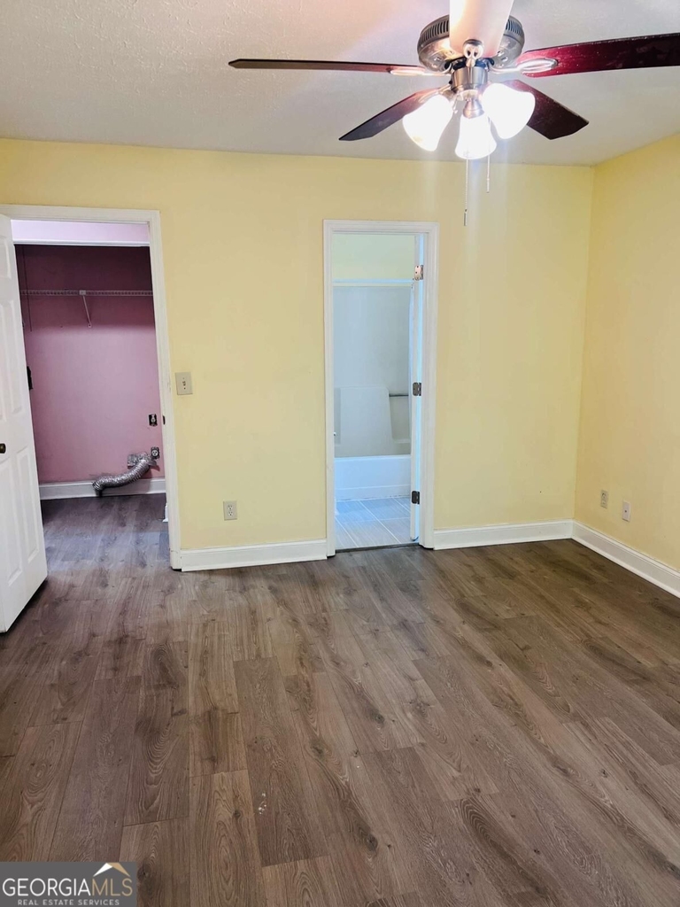 563 Crestridge Court - Photo 23