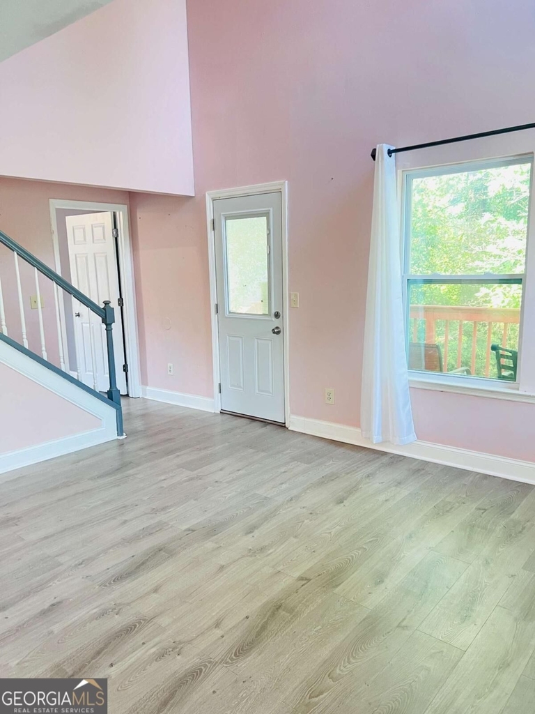 563 Crestridge Court - Photo 12