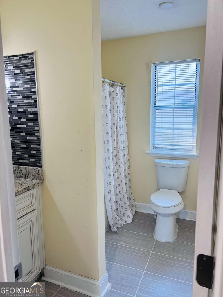 563 Crestridge Court - Photo 25