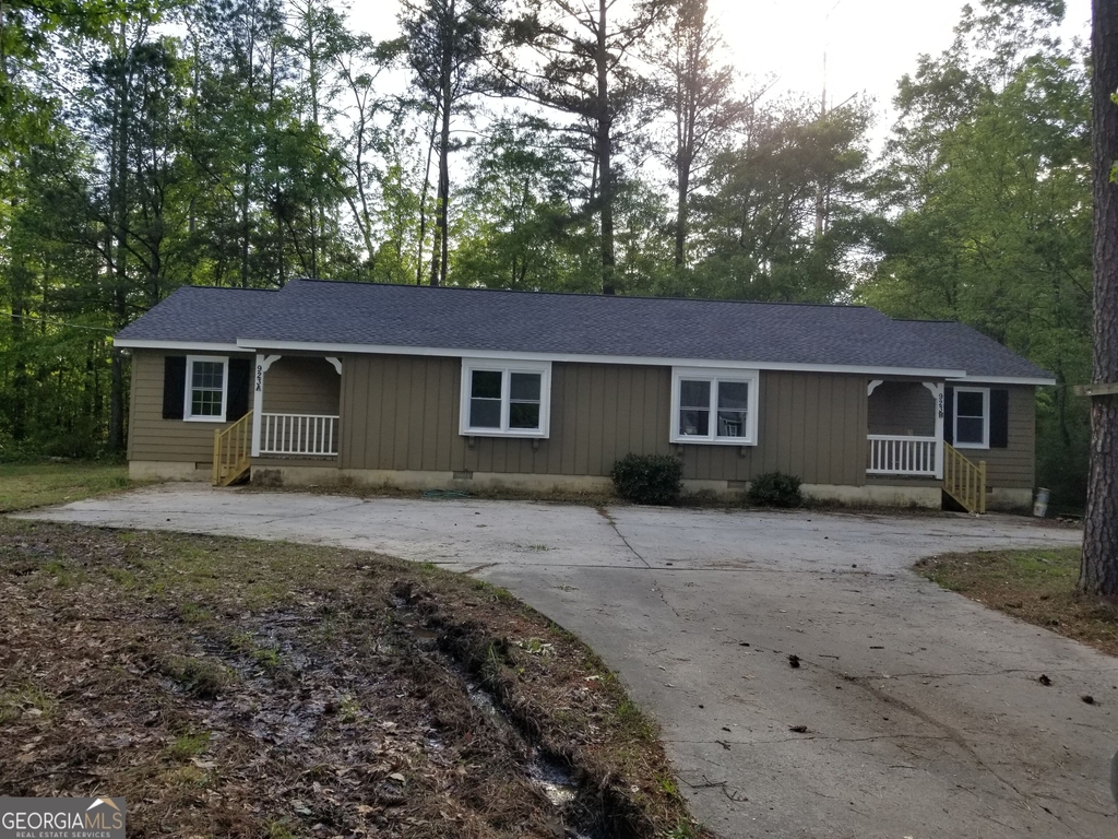 923 Old Summerville Road - Photo 0