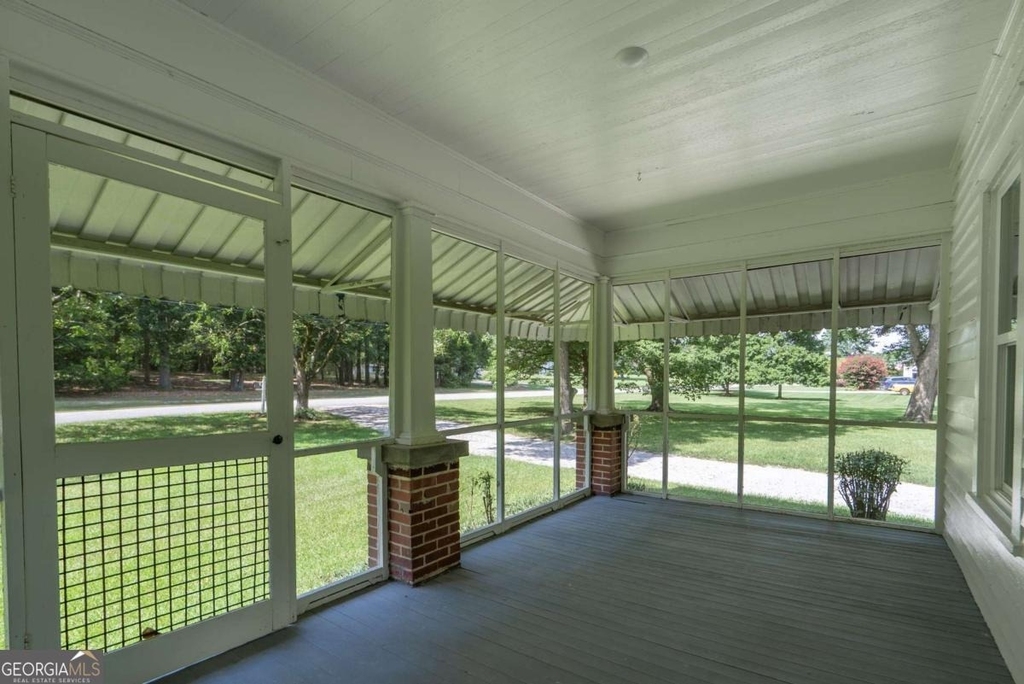 5380 Guthrie Road - Photo 5