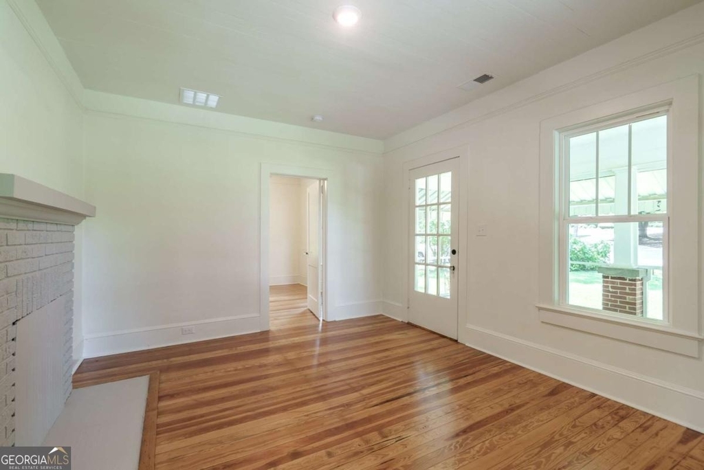 5380 Guthrie Road - Photo 8