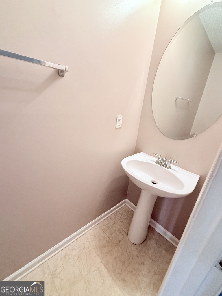 7234 April Court - Photo 9