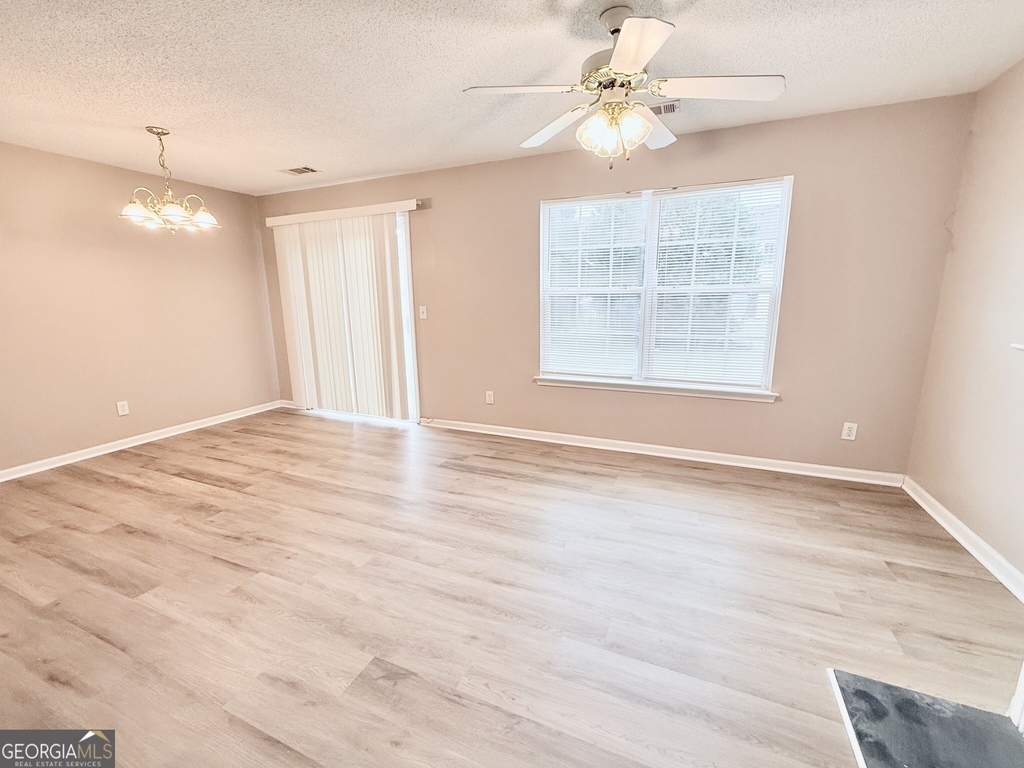 7234 April Court - Photo 4