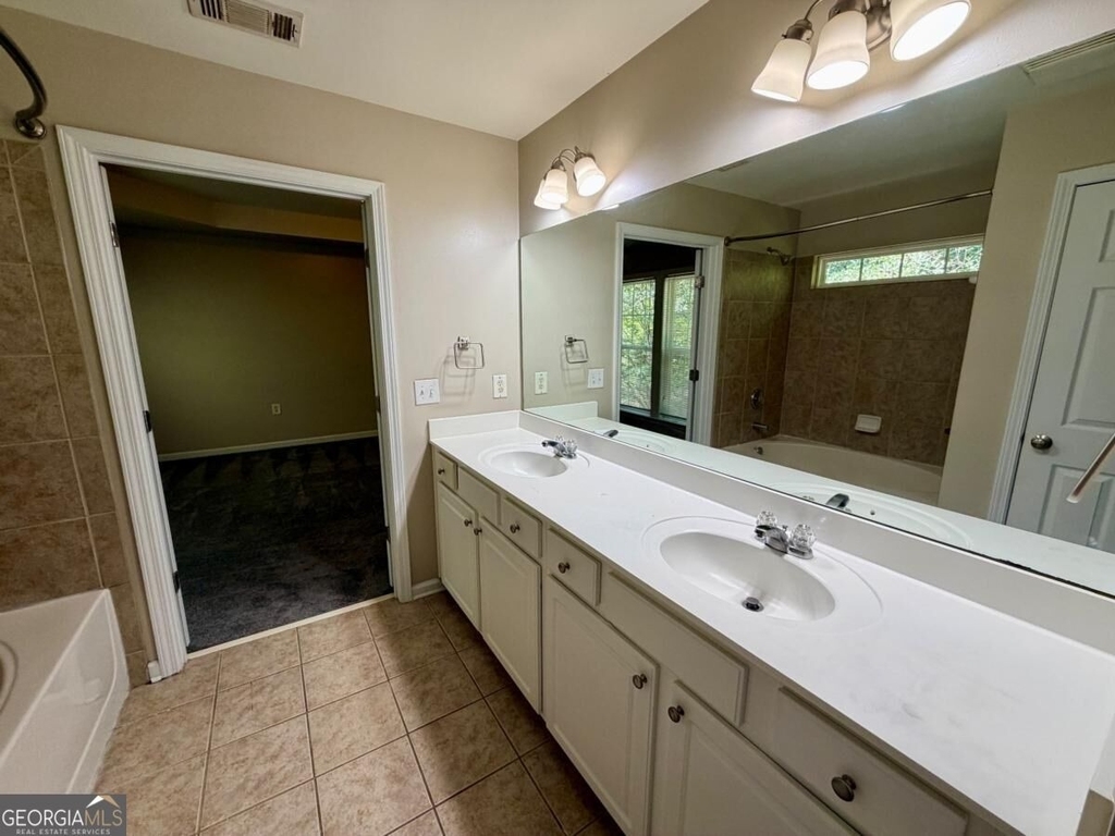 3286 Welmingham Drive Sw - Photo 20