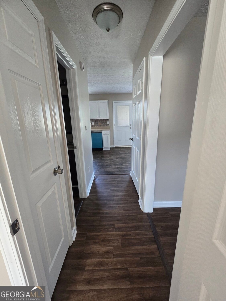 585 Forest Hills Path - Photo 7