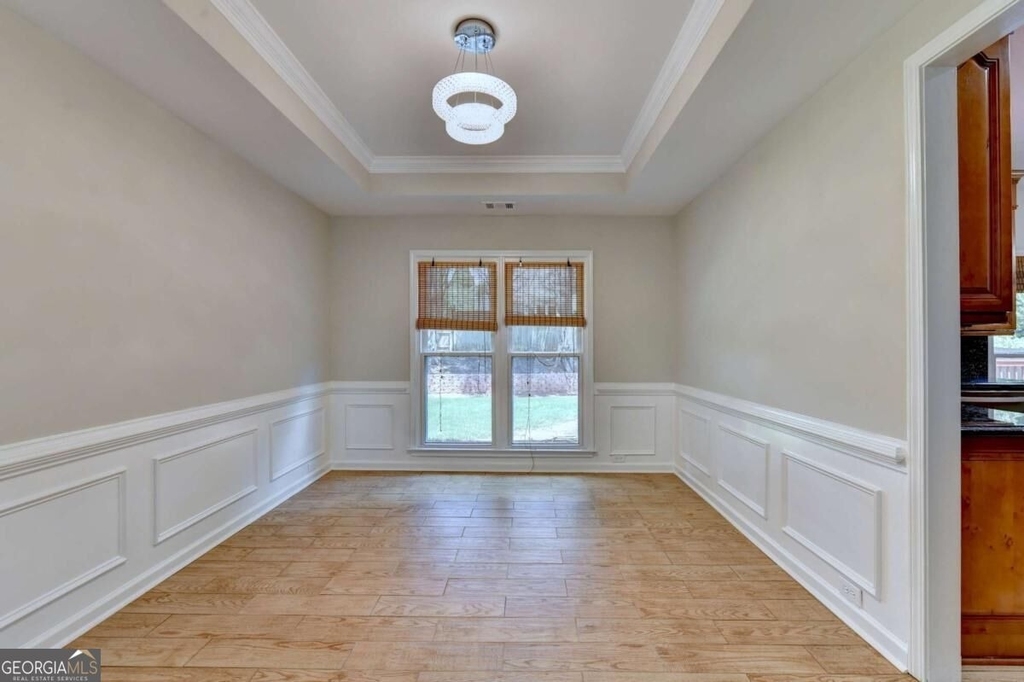 2835 Crestmont Court - Photo 15