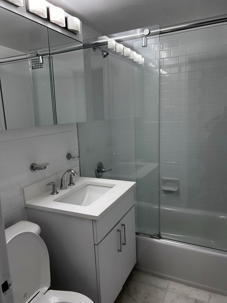 145 East - Photo 2