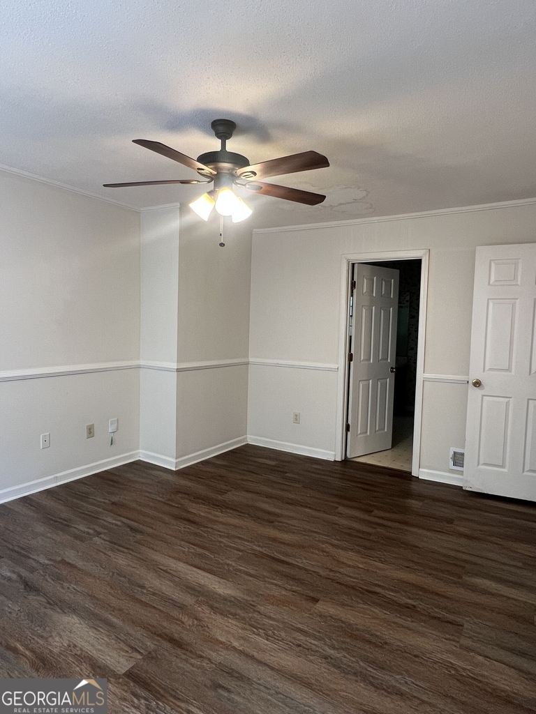 222 Garretts Drive - Photo 7