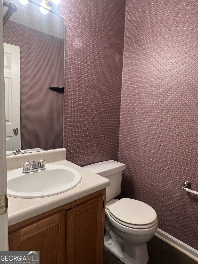 222 Garretts Drive - Photo 5