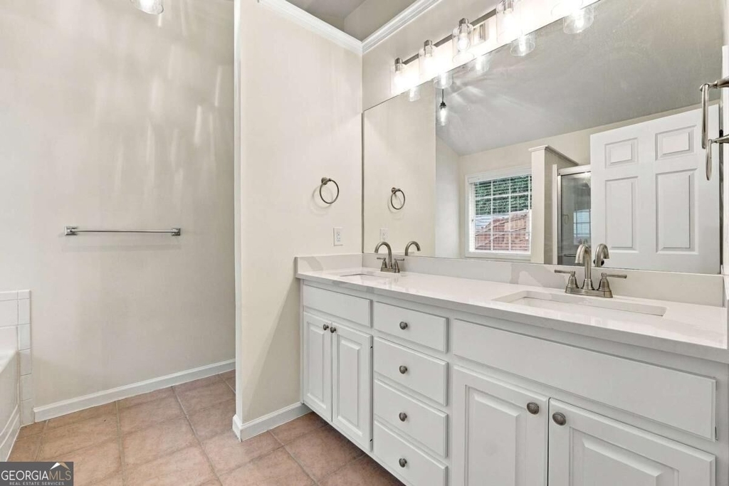1422 Fountain Lakes Drive - Photo 19