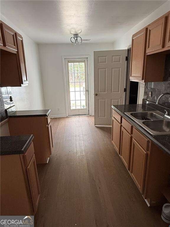 7280 Oakley Court - Photo 4
