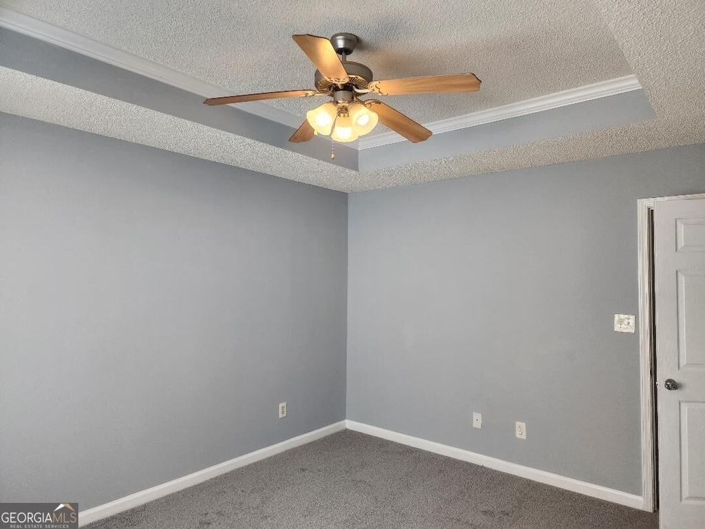 221 Shenandoah Drive - Photo 5