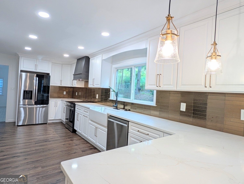4008 Rock Mill Drive - Photo 3